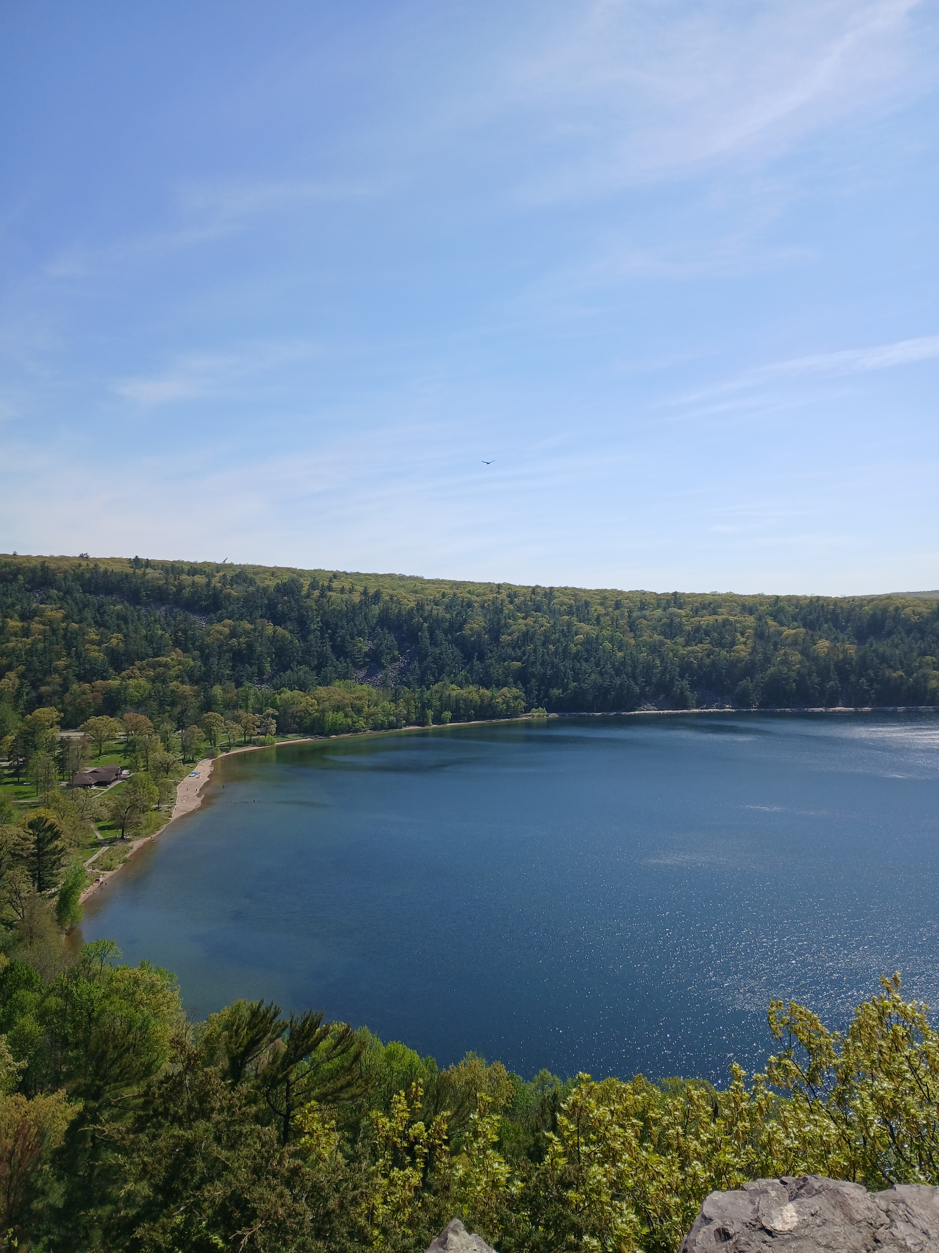 Best Romantic Picnic Spots in Wisconsin: Devil’s Lake & What to Pack